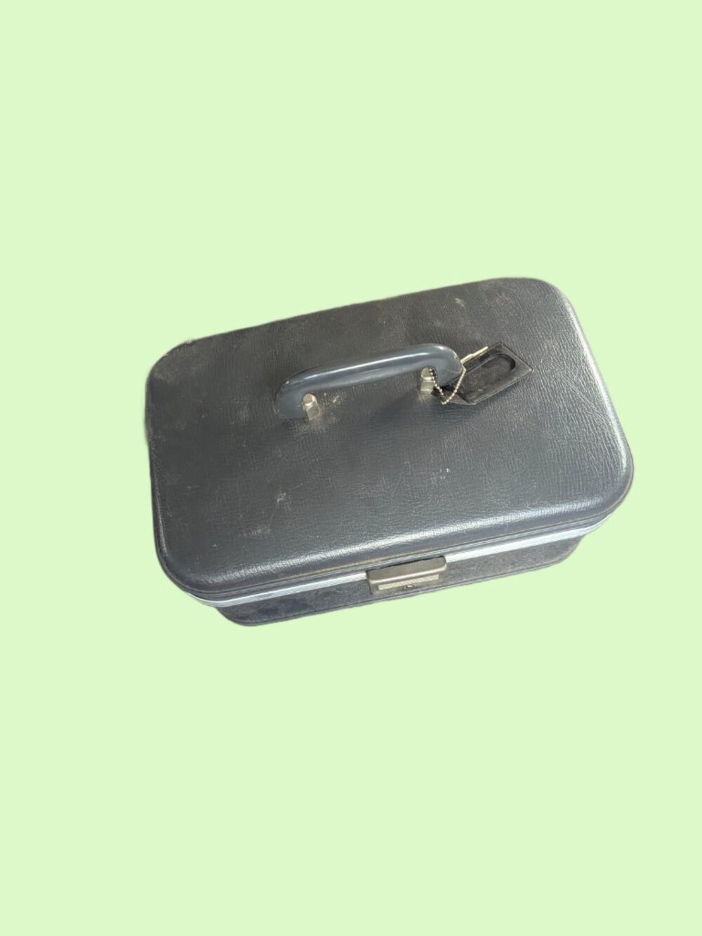 Vintage Sky-Rocket Locking Hard shell Train Case - Cosmetic Case w key & Mirror - Picture 6 of 14